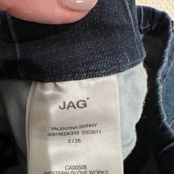 Jag Valentina jeans size 2 in stretch denim, pull on style, skinny leg - Picture 4 of 4